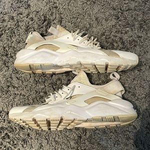 Nike air huarache run ultra